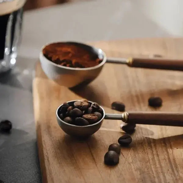 KITCHENWARE-COFFEE-SCOOP