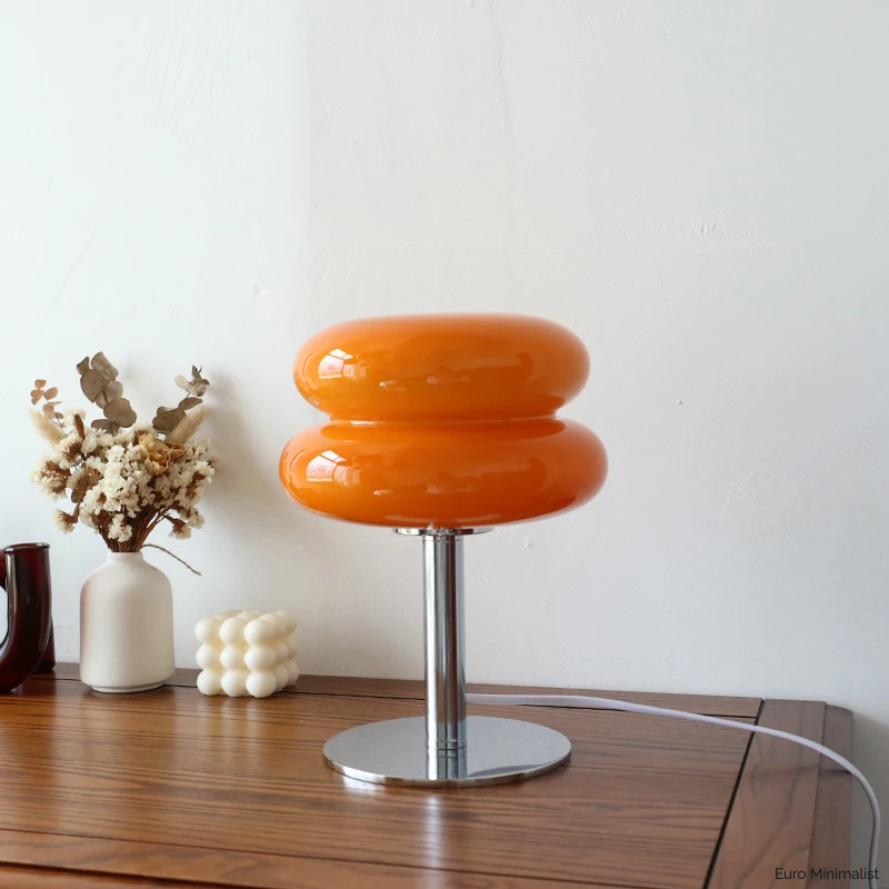 TABLE-LAMP-TABLE