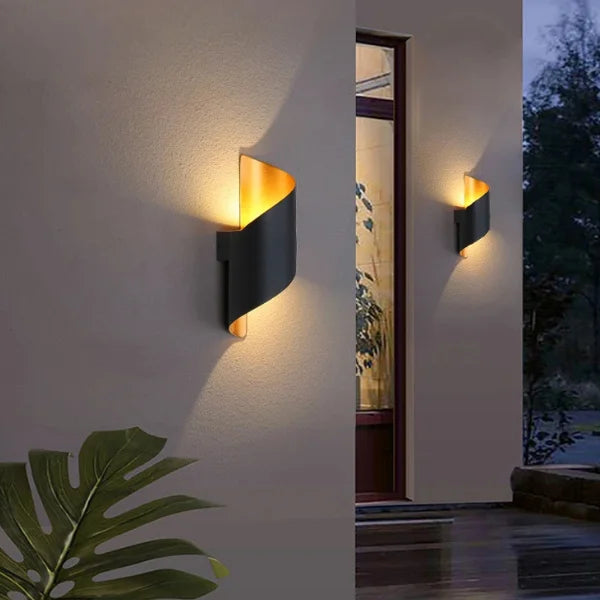 WALL-LIGHTING-SPIRAL-BLACK