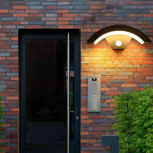 EXTERNAL-WALL-LIGHTING-CURVE